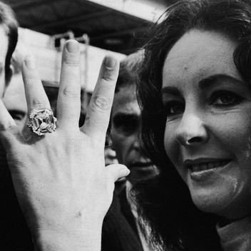 Elizabeth Burton’s Huge Diamond Engagement Ring